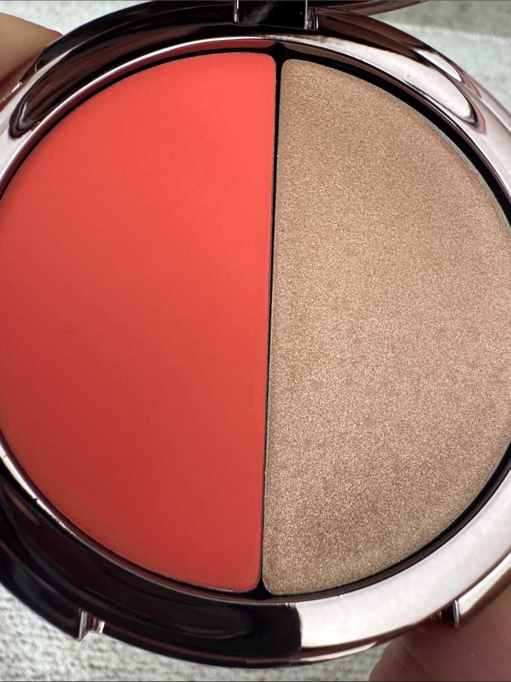 Girlactik Cheeky Tint & Glow Blush Duo - La Vié (Coral and Champagne) - Picture 2 of 3